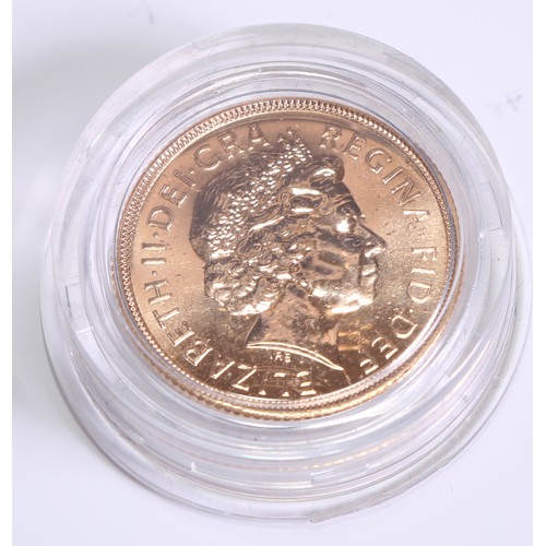 3551 - An Elizabeth II gold proof sovereign, 2005, capsulated, certificate, boxed