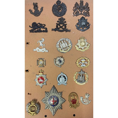 2335 - WW2 British Cap badge collection of approx. 120 items to include London Regts, Scottish and Welsh Re... 