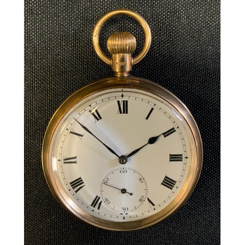 674 - A 9ct gold cased open face pocket watch, cream dial, Roman Numerals, Swiss button wind movement, Lon... 