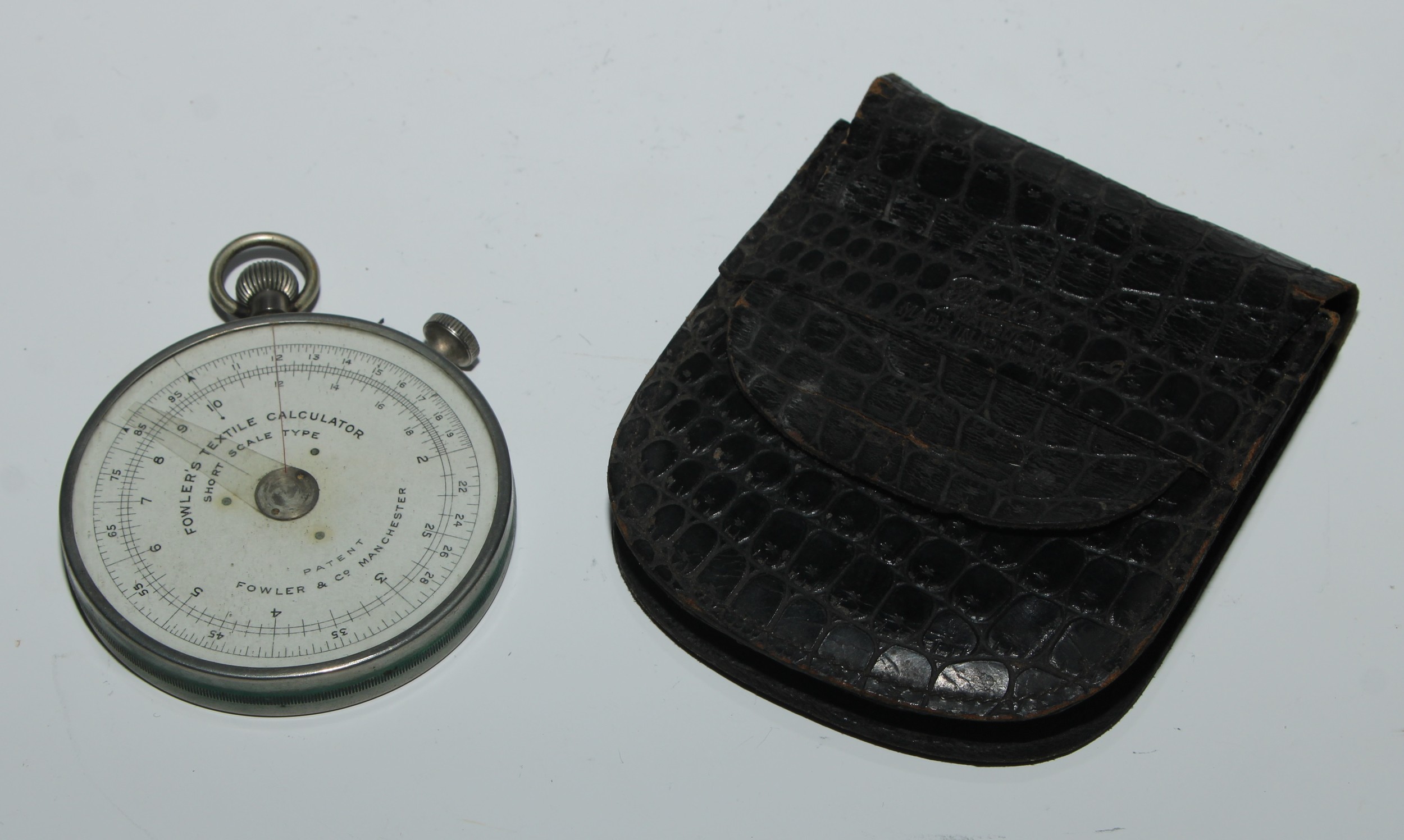 A Fowler's Textile Calculator, Short Scale Type, by Fowler