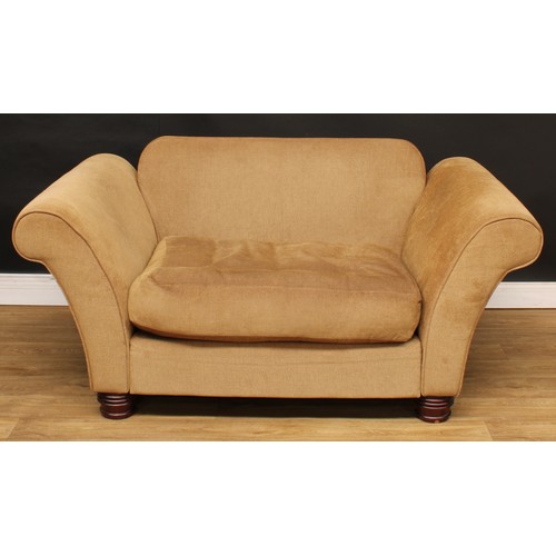 686 - A contemporary snuggler armchair, 77cm high, 163cm wide, the seat 94cm wide and 71cm deep