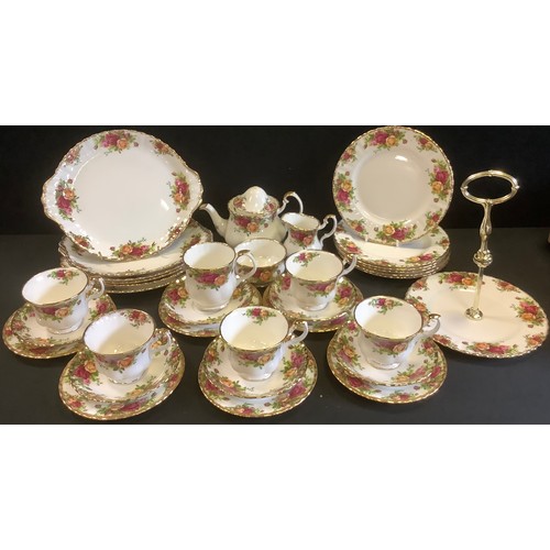 108 - A Royal Albert Old Country Roses tea service, for six, including cake plate, printed marks