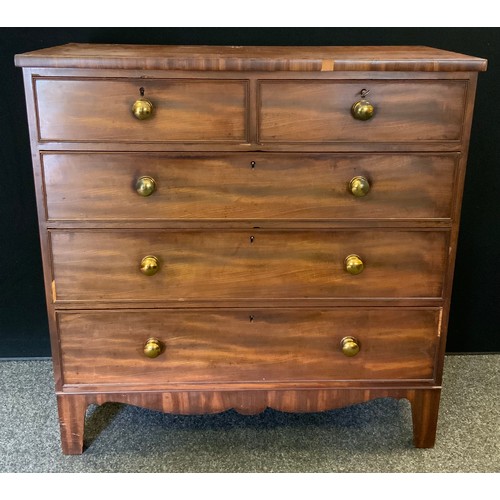 225 - A Victorian mahogany chest of drawers, two short over three graduated long drawers, bracket feet, 11... 