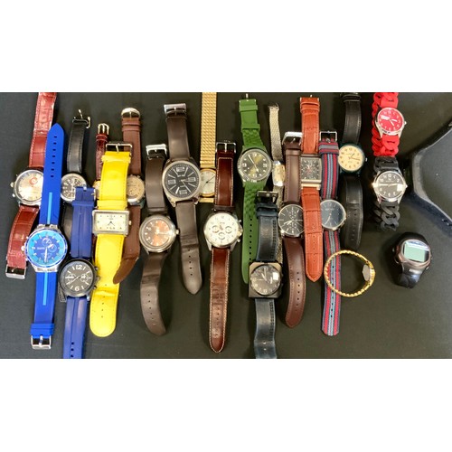 433 - Watches - a Sekonda Wristwatch;  others Timex, Lorus, Expedition, Tavistock & Jones etc qty