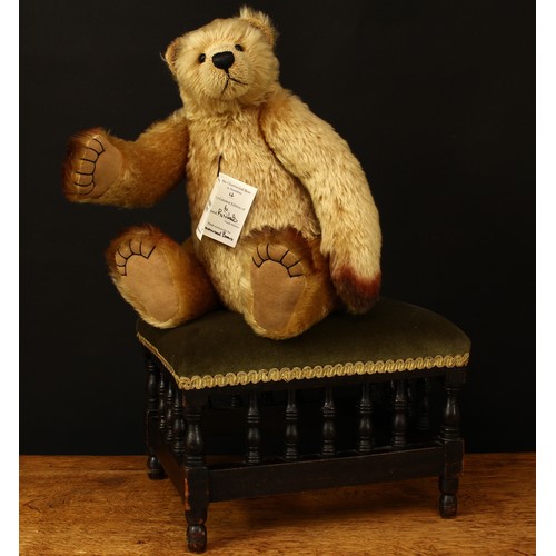 4006 - A Charnwood Bears (Frank Webster) 'Jeffrie' artist made jointed teddy bear, blonde mohair with red t... 