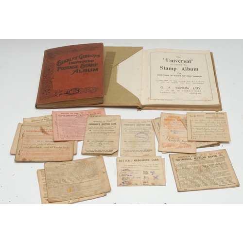 3270 - A bundle of World War One Ministry of Food ration cards and books, mostly for local Derby addresses,... 
