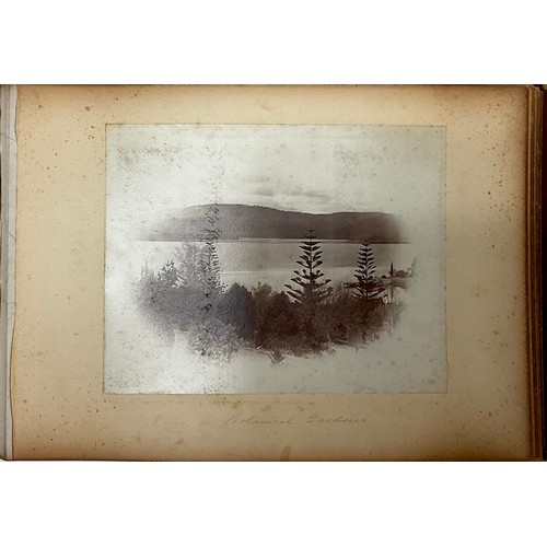 3356 - Australasia, The State of Tasmania, Australia - a late Victorian photograph album, illustrated with ... 