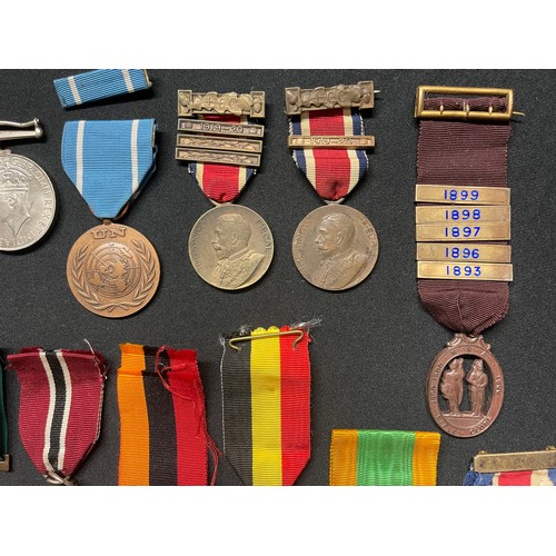 3043 - A collection of misc. World Medals to include: WW2 US Good Conduct Medal in box with ribbon bar and ... 