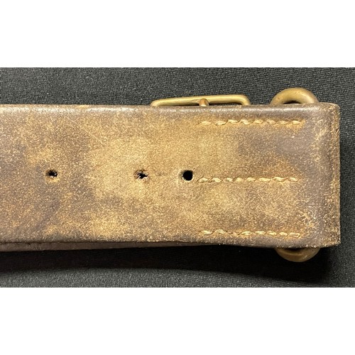 3057 - Boer War British Army leather belt with Queen Victoria Crown lion over crown brass 'Dieu et Mon Droi... 