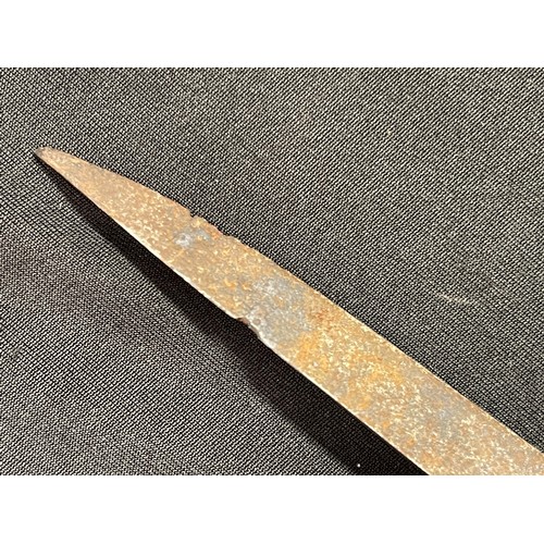 3072 - A Brunswick Rifle Bayonet with fullered double edged blade 550mm in length, brass grip, overall leng... 