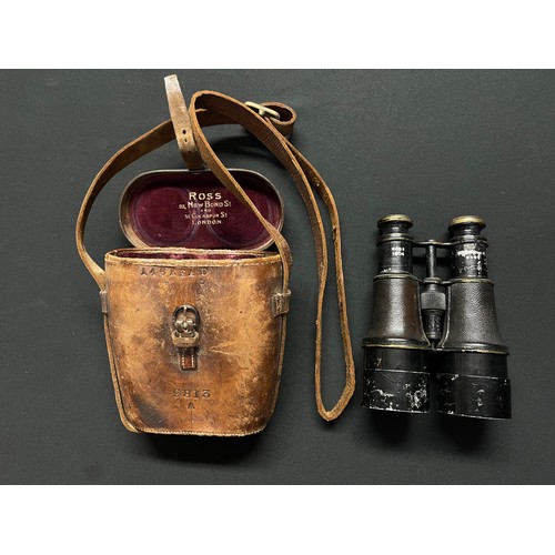 3080 - WW1 British binoculars by Ross of London 1904, Serial number 5467. Sun shades. Complete with leather... 
