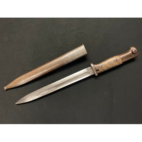3108 - Weimar era reissue S84/98nA Mauser Bayonet with fullered single edge blade, 250mm in length, maker m... 