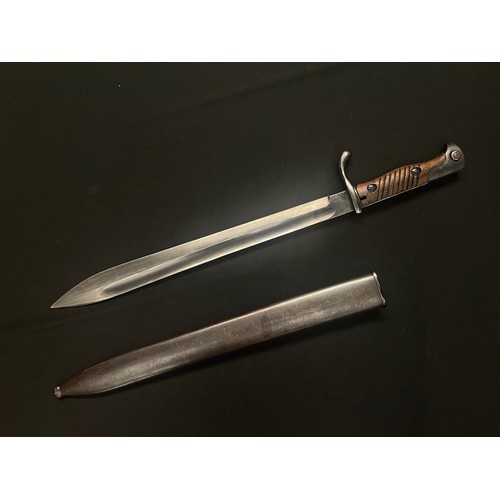 3111 - WW1 Imperial German S98/05nA Bayonet with blued single edged fullered blade, maker marked 