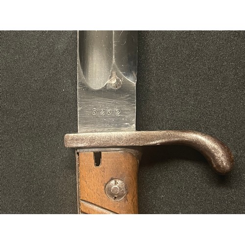 3112 - WW1 Imperial German 98/05nA Bayonet with single edged fullered blade maker marked 
