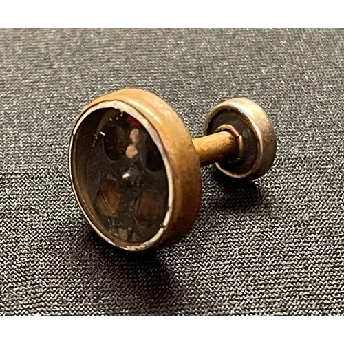 3153 - WW2 British Escape and Evasion Compass hidden in a collar stud.