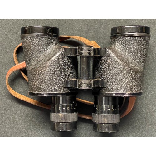 3179 - WW2 British US Made Lend Lease 6x30 Binoculars. WD Broad Arrow marked 6x30 along with makers mark 