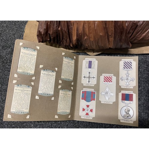 3189 - A quantity of mixed militaria to include: WW2 British Cavalry Round Mess Tin. Maker marked and dated... 