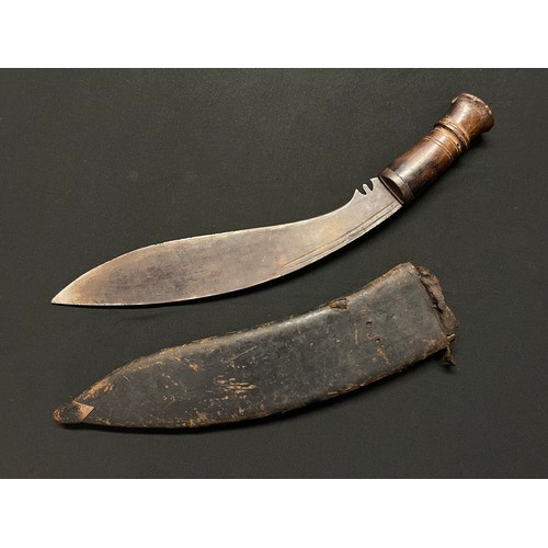 3206 - WW2 British Kukri Knife with single edged blade 350mm in length. Spine of blade is marked 