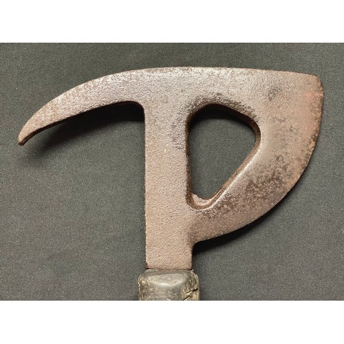 3210 - WW2 British RAF Aircraft and Glider Escape Axe with WD Broad Arrow marking and stock number 27/N/1 a... 