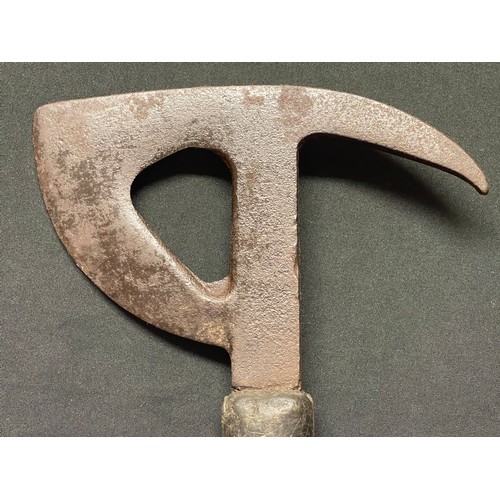 3210 - WW2 British RAF Aircraft and Glider Escape Axe with WD Broad Arrow marking and stock number 27/N/1 a... 