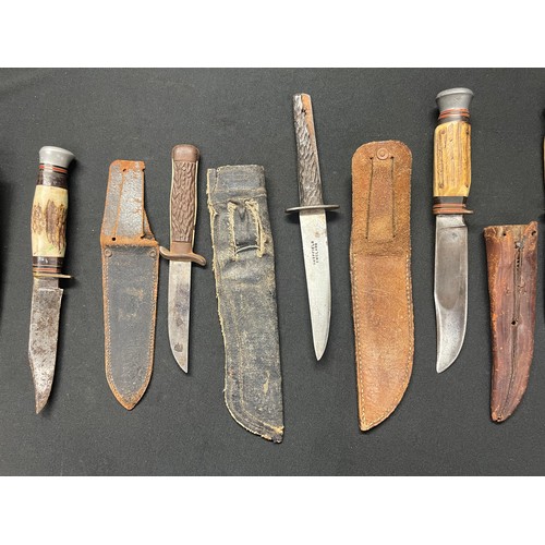 3212 - Six stag handled hunting knives and a small kukri knife. (6)