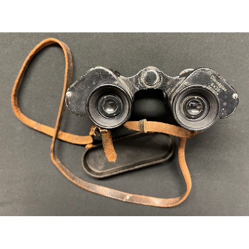 3224 - WW2 Third Reich 6x30 Dienstglas Binoculars maker marked 