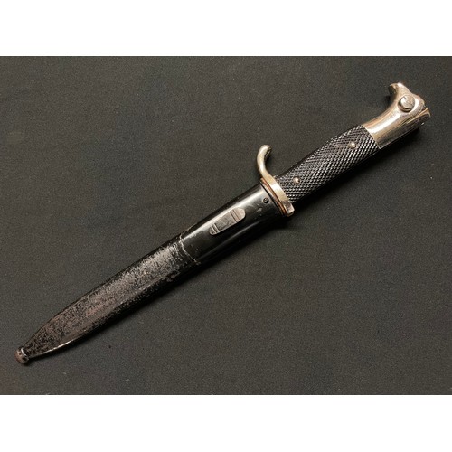 3239 - WW2 Third Reich Short Pattern Dress Bayonet with single edged fullered blade 200mm in length maker m... 