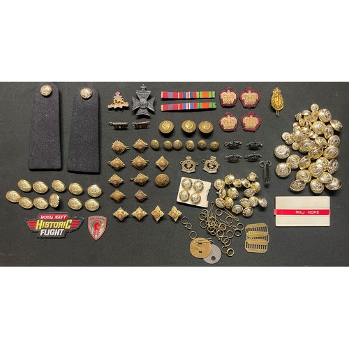 3250 - A sellection of post war RAMC insignia and buttons to include: two pairs of Worsted wool RAMC Majors... 