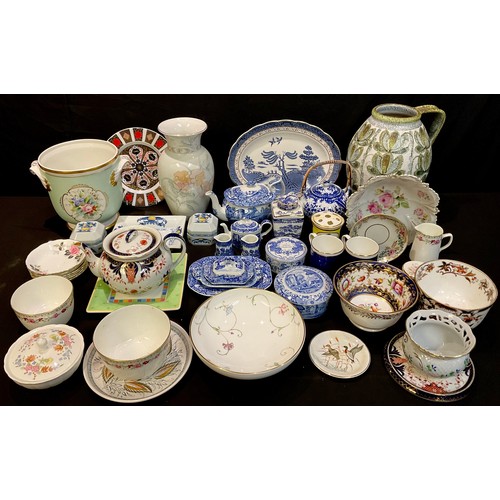 196 - Ceramics - blue and white including Spode Italian, etc; a large Denby Glyn Colledge vase; a Continen... 