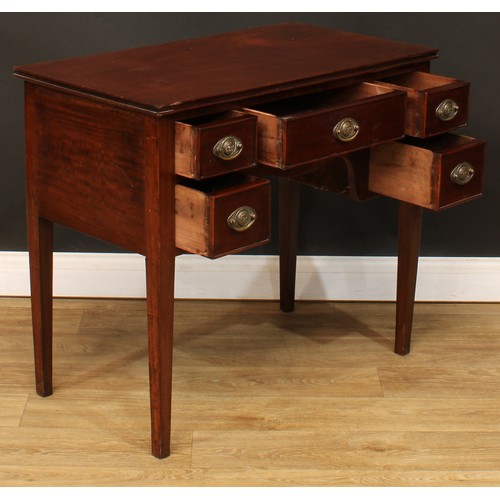 117 - A 19th century mahogany lowboy, moulded oversailing top above an arrangement of five cockbeaded draw... 