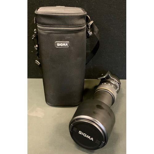 255 - A Sigma 170-500mm APO telephoto lens, canon mount, serial No 3016660, carry cased