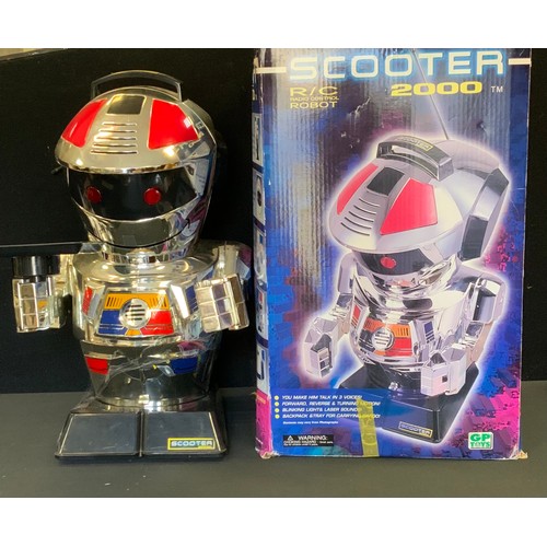 252 - A Scooter 2000 radio control robot, GP Toys, boxed