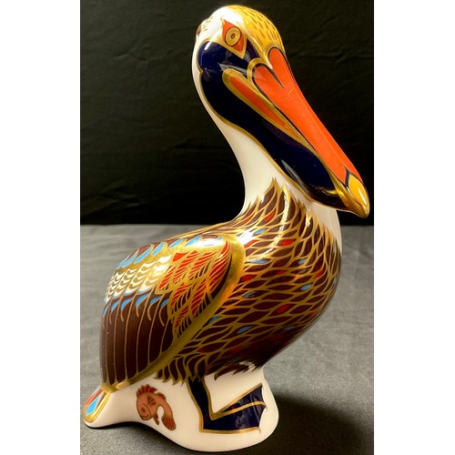 47 - A Royal Crown Derby paperweight, Hadleigh Brown Pelican, 20th anniversary exclusive, gold stopper, c... 