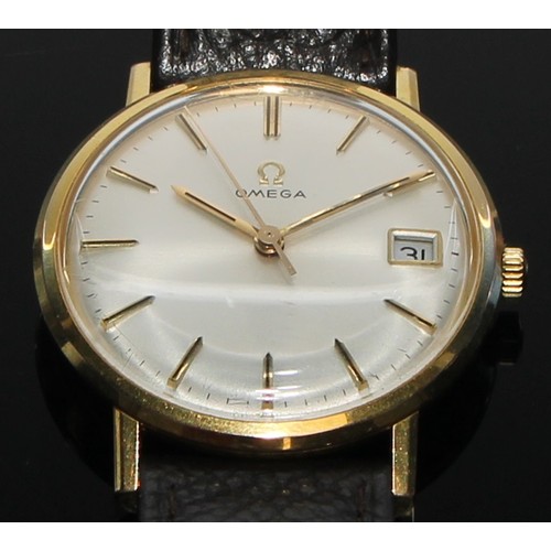 82 - An Omega gold plated gentleman's wristwatch, 3cm champagne dial with baton markers, date aperture, 3... 