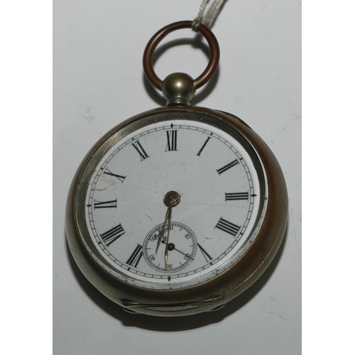 49 - A World War I military open faced pocket watch, 4.5cm dial with luminous Arabic numerals, keyless mo... 