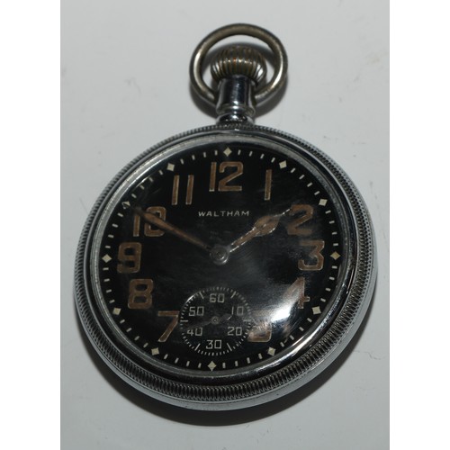 49 - A World War I military open faced pocket watch, 4.5cm dial with luminous Arabic numerals, keyless mo... 