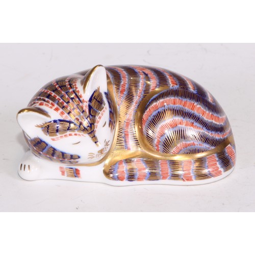 773 - Three Royal Crown Derby paperweights, Sitting Kitten, Kitten and Siamese Kitten, all with gold stopp... 