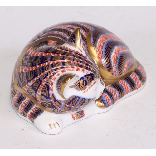 773 - Three Royal Crown Derby paperweights, Sitting Kitten, Kitten and Siamese Kitten, all with gold stopp... 