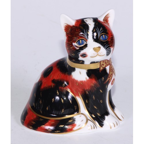 772 - Royal Crown Derby Collectors Guild Exclusive paperweights, Sugar, Molly, Puppy, Scruff and Spice, al... 