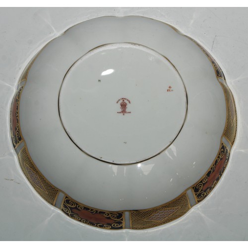 616 - A Royal Crown Derby 1128 pattern shaped square dish, 20cm wide, printed mark, first quality; a cream... 