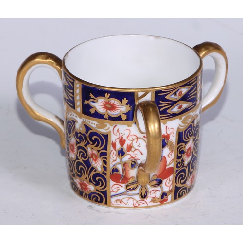 620 - A Royal Crown Derby 2649 pattern tyg, 6cm high, printed marks; others, various Imari patterns, (4)