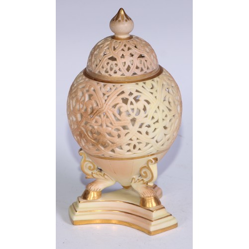 806 - A Grainger & Co Worcester blush ivory ovoid reticulated pot pourri, outlined in gilt, incurved trifo... 