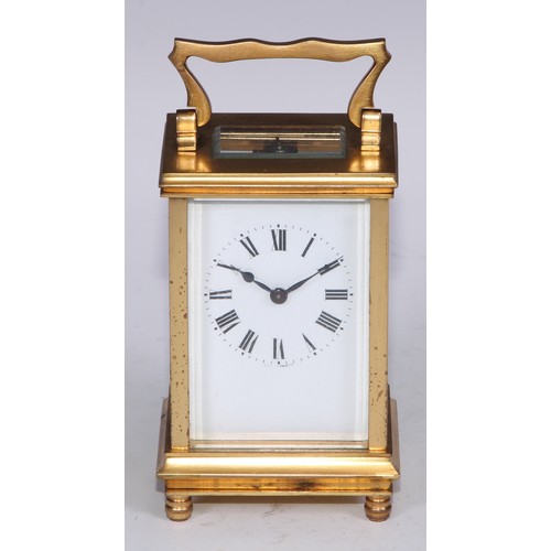 545 - An early 20th century French gilt brass carriage timepiece, 5.5cm rectangular enamel clock dial insc... 