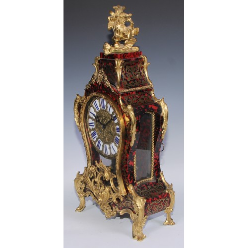 339 - A 19th century French gilt metal mounted boulle cartouche shaped bracket clock, 15cm circular dial i... 