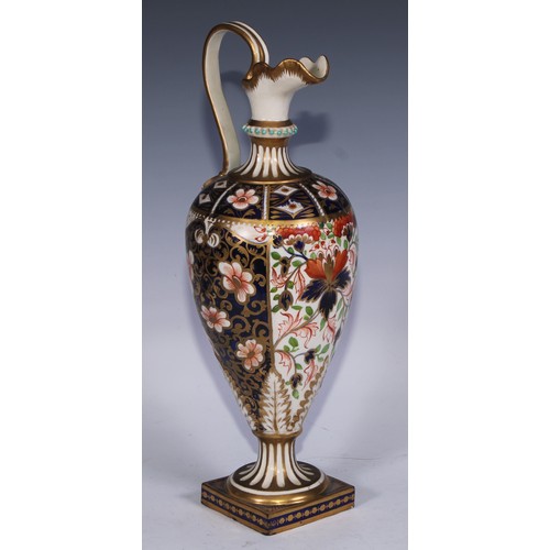 717 - A Sampson Hancock Derby Imari Kedleston-type ewer, square pedstal base, 34cm high, underglaze blue m... 