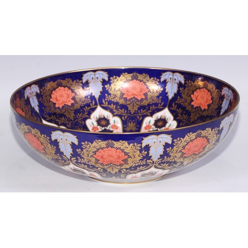 575 - A Lynton Porcelain Company Hamilton Imari bowl, 34cm diam, printed mark; a hexagonal vase, 33cm high... 