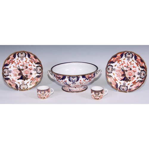 588 - A Derby Crown Porcelain 383 pattern Imari two-handled pedestal bowl, 30cm over handles, printed mark... 