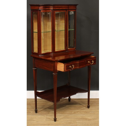 521 - An Edwardian satinwood crossbanded mahogany pier display cabinet, outswept cornice above a glazed re... 