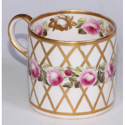 674 - A Derby coffee can, painted with pattern no.594 on a gilt lattice ground, 6cm high, puce mark, c.179... 