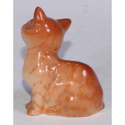 725 - A Beswick model, of a pair of kittens, 11cm wide, printed mark; others; Royal Doulton; etc (12)